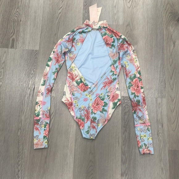 We Are Hah floral bodysuit - Picture 4 of 5